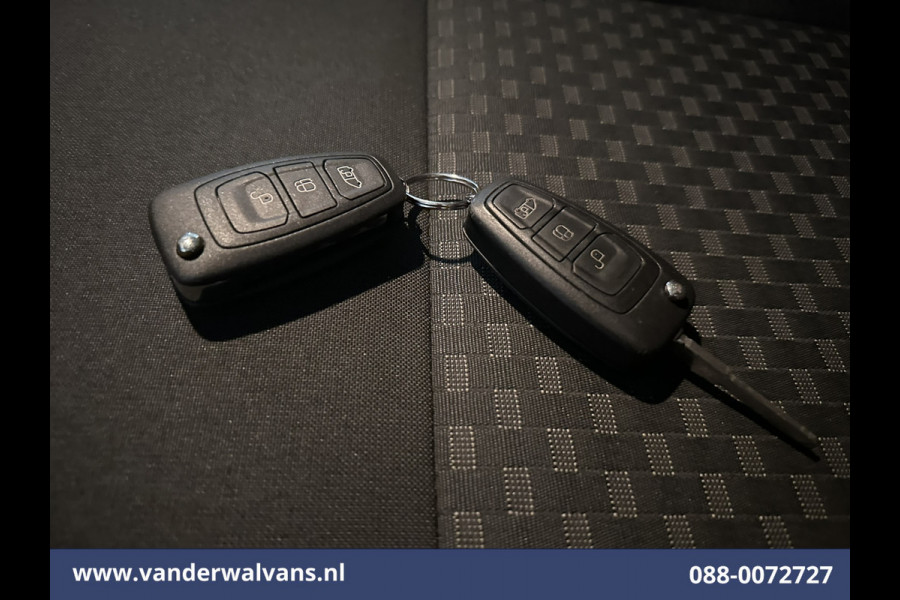 Ford Transit 2.0 TDCI 170pk Bakwagen Laadklep Euro6 Airco | Cruisecontrol | Verwarmde voorruit | 940kg laadvermogen Bijrijdersbank