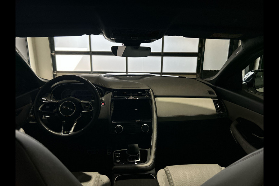 Jaguar E-Pace 1.5 P300e AWD R-Dynamic HSE | Meridian sound | Elektrisch bediende achterklep | Interactive driver display