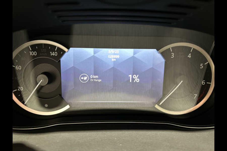 Jaguar E-Pace 1.5 P300e AWD R-Dynamic HSE | Meridian sound | Elektrisch bediende achterklep | Interactive driver display