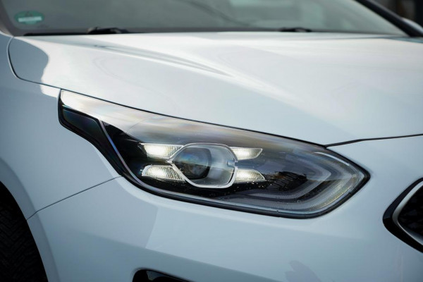 Kia Ceed Sportswagon 1.6 GDI PHEV DynamicLine / Navi / Carplay / Stoel&Stuurverwarming