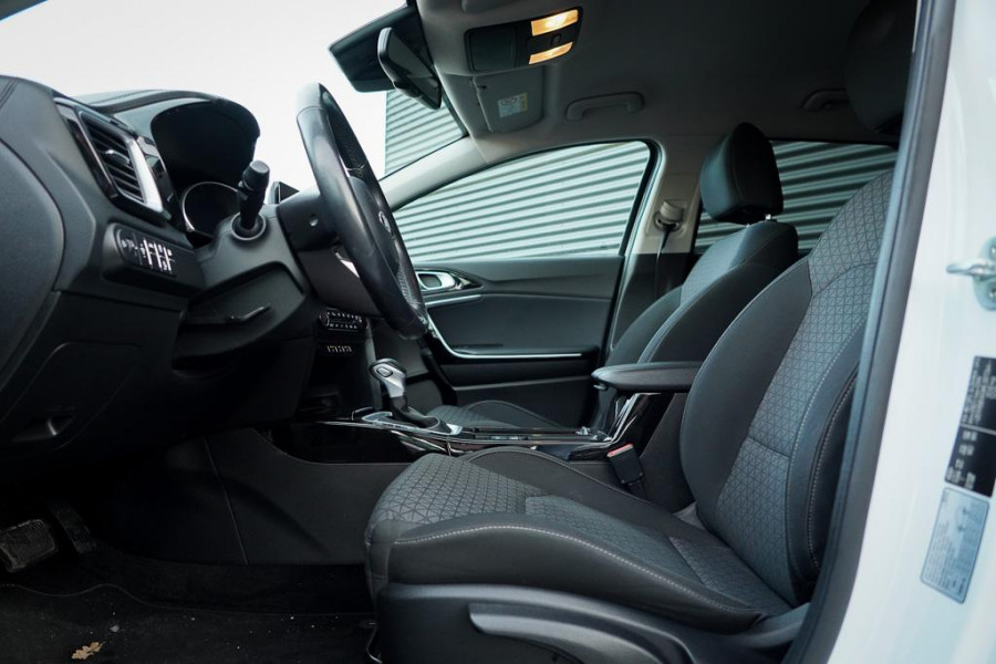 Kia Ceed Sportswagon 1.6 GDI PHEV DynamicLine / Navi / Carplay / Stoel&Stuurverwarming