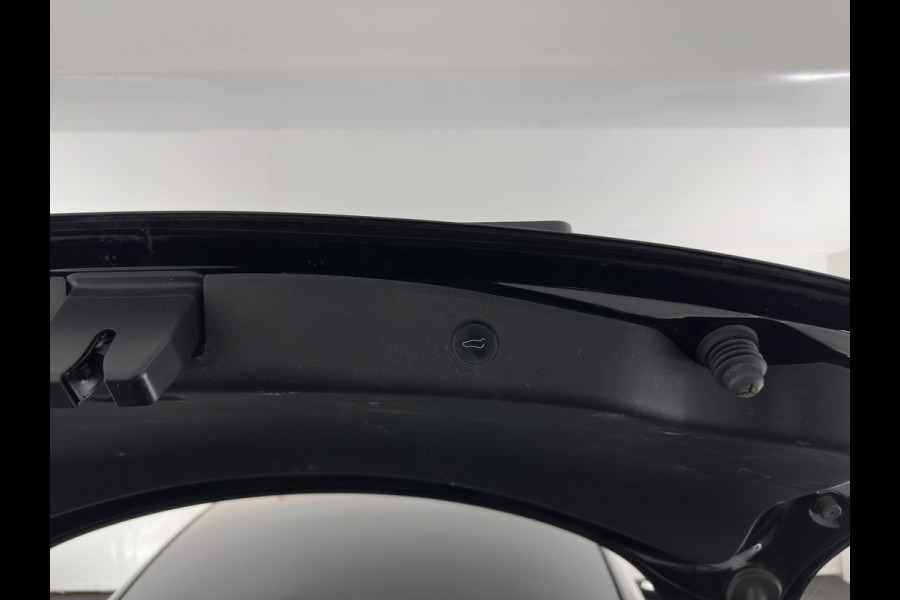 Tesla Model 3 Standard RWD Plus 60 kWh [ 3-Fase ] { SOH-90%} (INCL-BTW) Aut. *PANO | AUTO-PILOT | LUXURY-LEATHER | KEYLESS | FULL-LED | MEMORY-PACK | SURROUND-VIEW | DAB | CARPLAY | DIGI-COCKPIT | LANE-ASSIST | COMFORT-SEATS | 18"ALU*