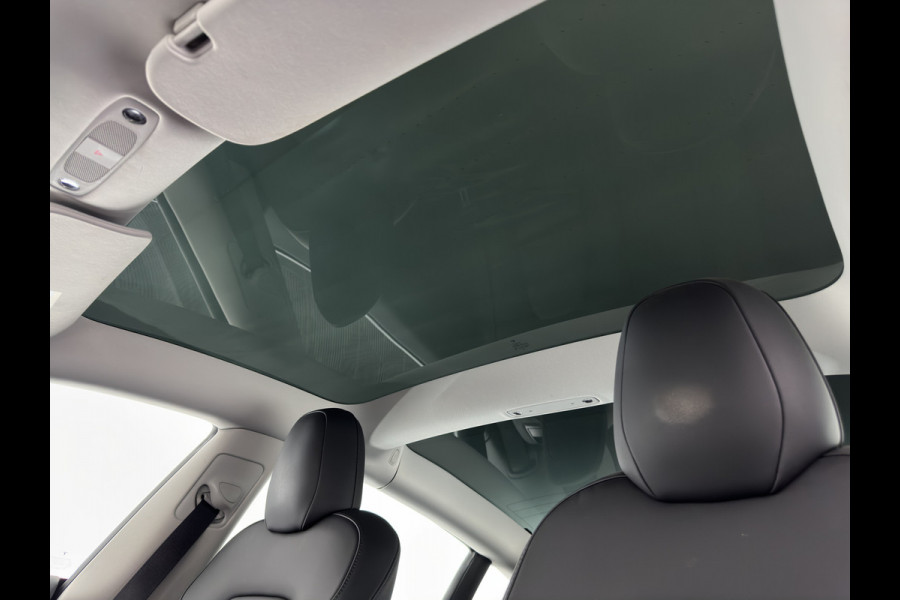 Tesla Model 3 Standard RWD Plus 60 kWh [ 3-Fase ] { SOH-90%} (INCL-BTW) Aut. *PANO | AUTO-PILOT | LUXURY-LEATHER | KEYLESS | FULL-LED | MEMORY-PACK | SURROUND-VIEW | DAB | CARPLAY | DIGI-COCKPIT | LANE-ASSIST | COMFORT-SEATS | 18"ALU*