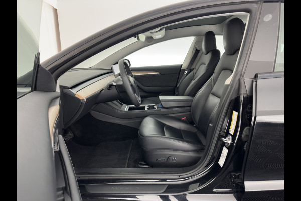 Tesla Model 3 Standard RWD Plus 60 kWh [ 3-Fase ] { SOH-90%} (INCL-BTW) Aut. *PANO | AUTO-PILOT | LUXURY-LEATHER | KEYLESS | FULL-LED | MEMORY-PACK | SURROUND-VIEW | DAB | CARPLAY | DIGI-COCKPIT | LANE-ASSIST | COMFORT-SEATS | 18"ALU*