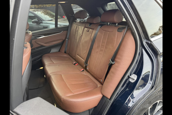 BMW X5 xDrive35i High Executive | Panoramadak | Camera | Head-Up Display | Lederen Bekleding | Elektrische Achterklep |