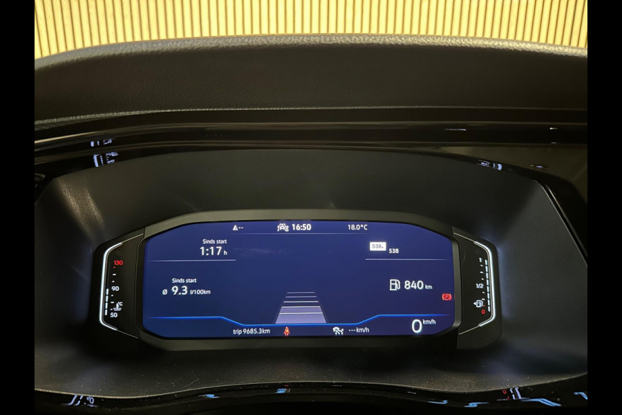 Volkswagen Transporter 2.0 TDI L2H1 Bulli 6-Pers. Leder