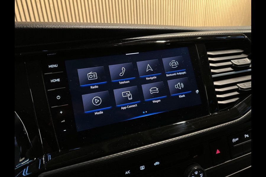 Volkswagen Transporter 2.0 TDI L2H1 Bulli 6-Pers. Leder