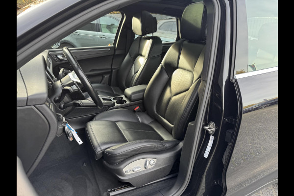 Porsche Macan 2.0 | Panoramadak | Adaptive Cruise Control | Camera | Navigatie | Bose | Elektrische Achterklep |
