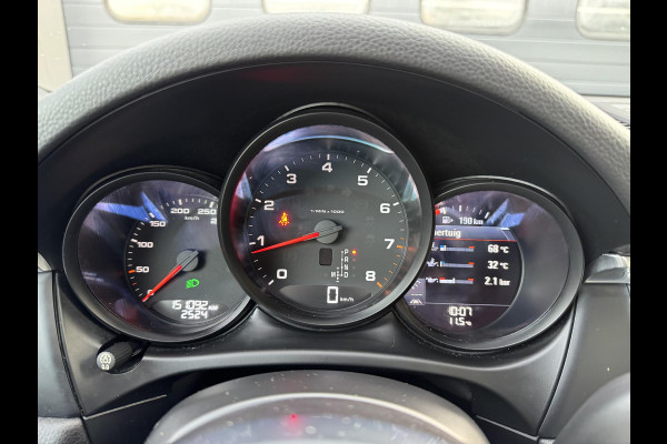 Porsche Macan 2.0 | Panoramadak | Adaptive Cruise Control | Camera | Navigatie | Bose | Elektrische Achterklep |