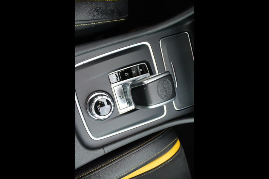 Mercedes-Benz A-Klasse AMG 45 4MATIC / Yellow Night Edition/Schaalstoelen