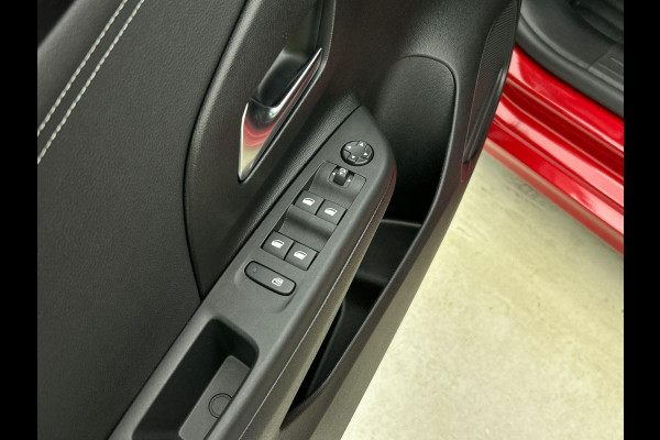 Opel Corsa 1.2 Turbo Hybrid 100pk Automaat GS Nieuw Model! | Navigatie | Apple Carplay/Android Auto | Airco | Camera | Cruise Control | Led