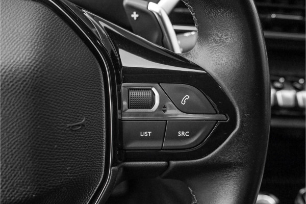 Peugeot 3008 1.2 PureTech Blue Lease Premium ACC Camera Trekhaak 1e Eig Ori NL
