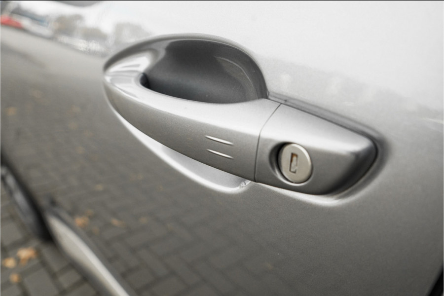 Peugeot 3008 1.2 PureTech Blue Lease Premium ACC Camera Trekhaak 1e Eig Ori NL