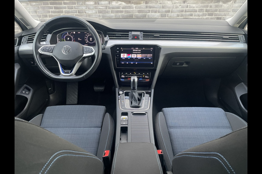 Volkswagen Passat Variant 1.4 TSI PHEV GTE Business | Elek Trekhaak | Virtual | LED | Camera | Carplay | Navi