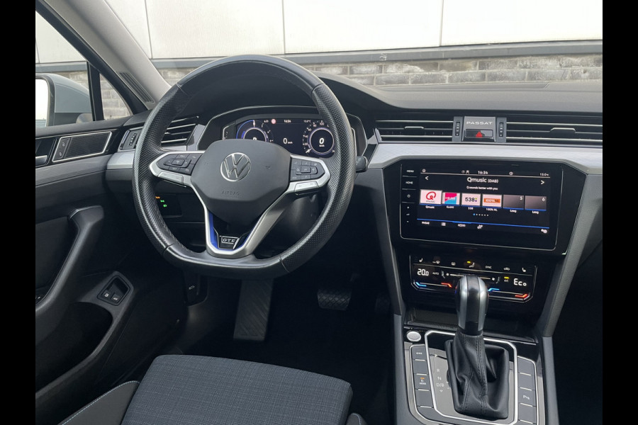 Volkswagen Passat Variant 1.4 TSI PHEV GTE Business | Elek Trekhaak | Virtual | LED | Camera | Carplay | Navi