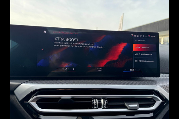 BMW 3 Serie Touring 330e xDrive High Executive Panorama Leder Camera