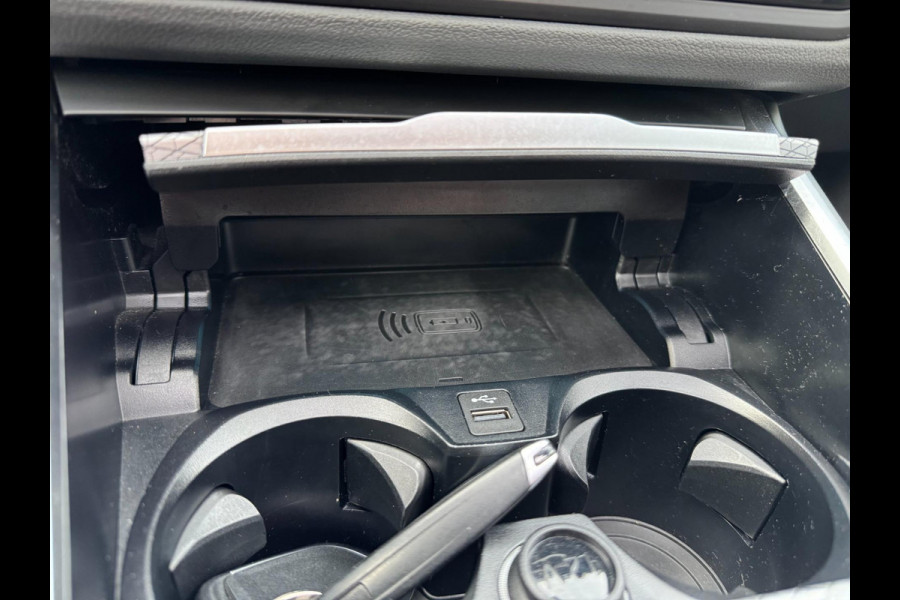 BMW 3 Serie Touring 330e xDrive High Executive Panorama Leder Camera