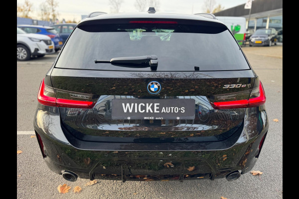 BMW 3 Serie Touring 330e xDrive High Executive Panorama Leder Camera