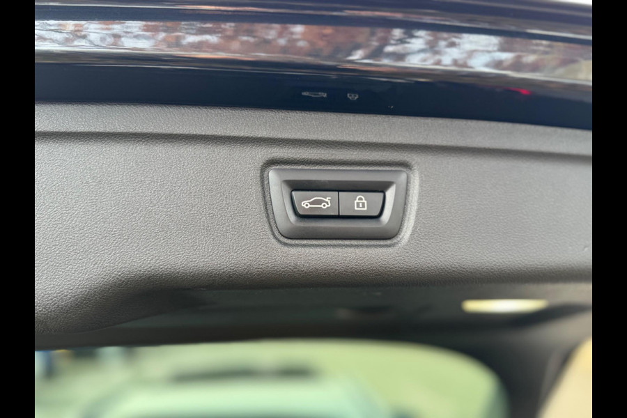 BMW 3 Serie Touring 330e xDrive High Executive Panorama Leder Camera