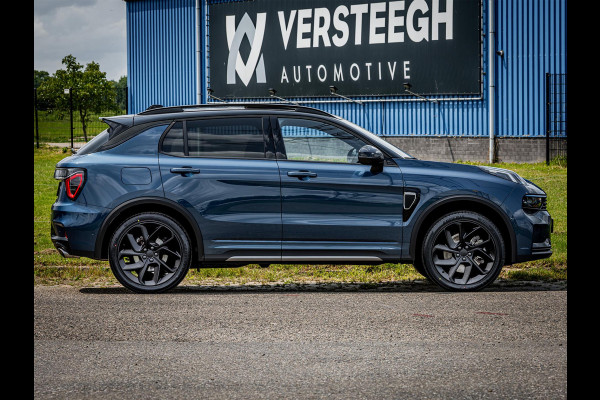 Lynk & Co 01 1.5 Plug-In Hybrid 262pk BLACKED OUT | 360 Camera | Panoramadak