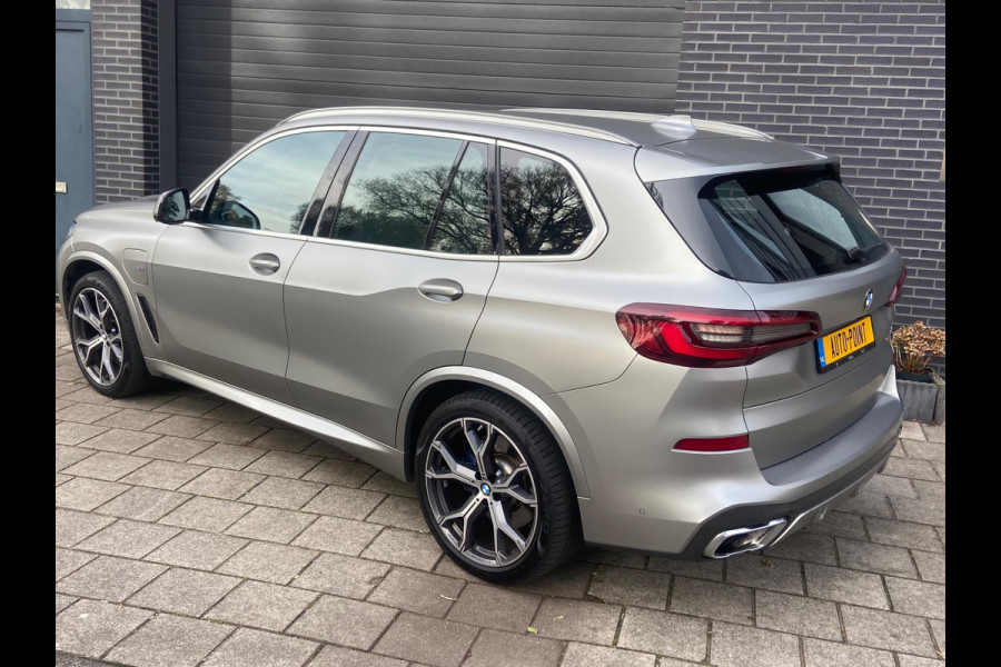 BMW X5 XDRIVE45E FROZEN/INDIVIDUAL/HEADUP/SOFT/LUCHT