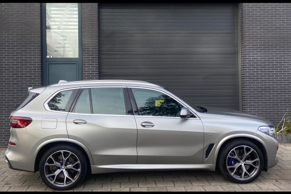BMW X5 XDRIVE45E FROZEN/INDIVIDUAL/HEADUP/SOFT/LUCHT