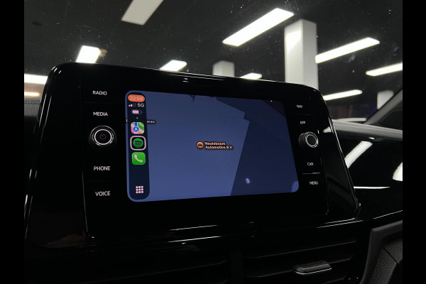 Volkswagen T-Roc 1.5 TSI R-Line | Cam |IQ-Light | Pano |