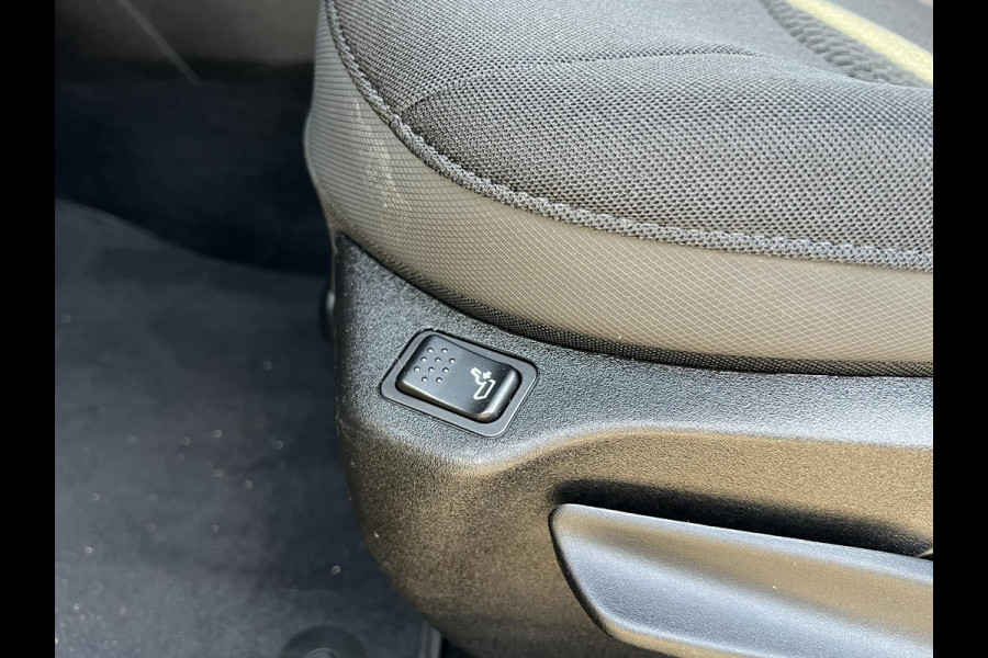 Jeep Renegade 1.5T e-Hybrid Limited UNIEKE KM. STAND| RIJKLAARPRIJS INCL. 12 MND BOVAG GARANTIE|