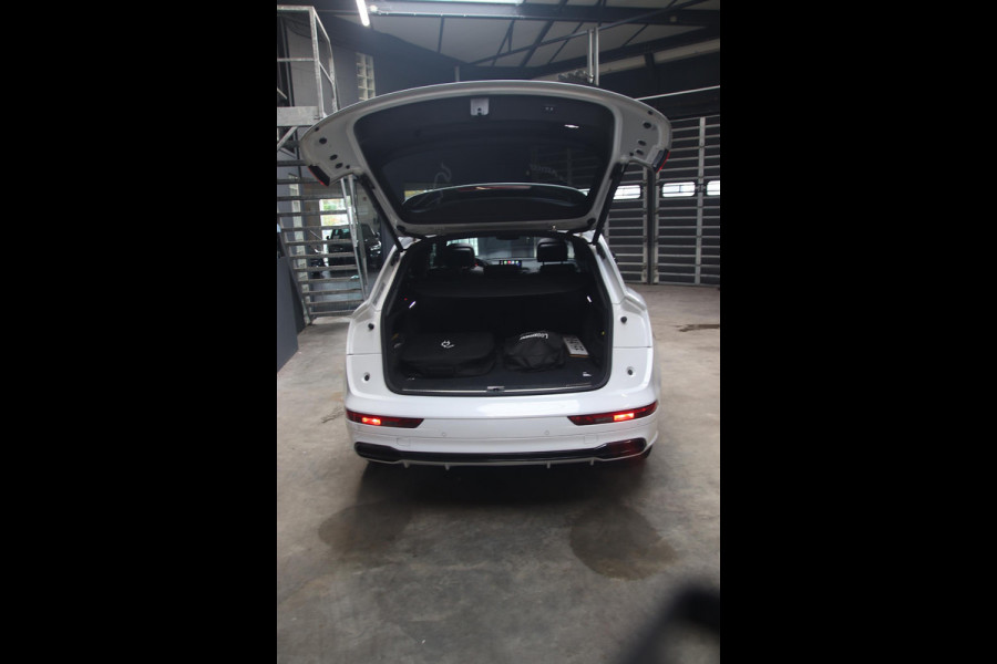 Audi Q5 50 TFSI E Quattro S-line PANO-MEMORY-TREKHAAK