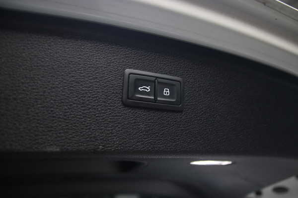 Audi Q5 50 TFSI E Quattro S-line PANO-MEMORY-TREKHAAK