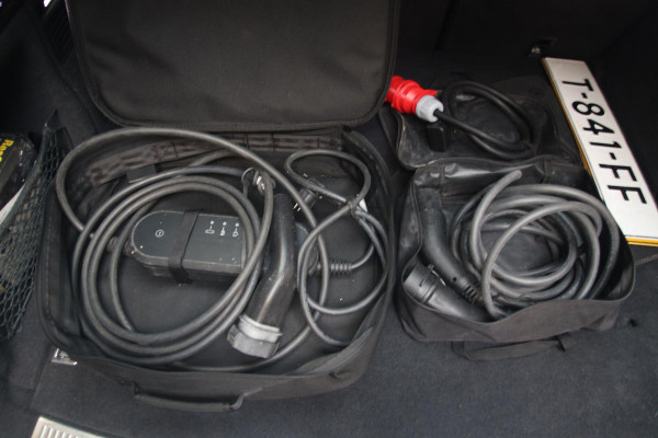 Audi Q5 50 TFSI E Quattro S-line PANO-MEMORY-TREKHAAK