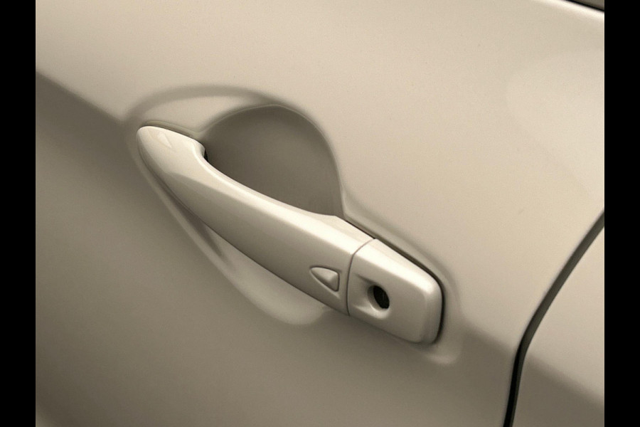 Nissan QASHQAI 1.2 N-Connecta Pano/dak Rondomzicht/Camera Origineel NL