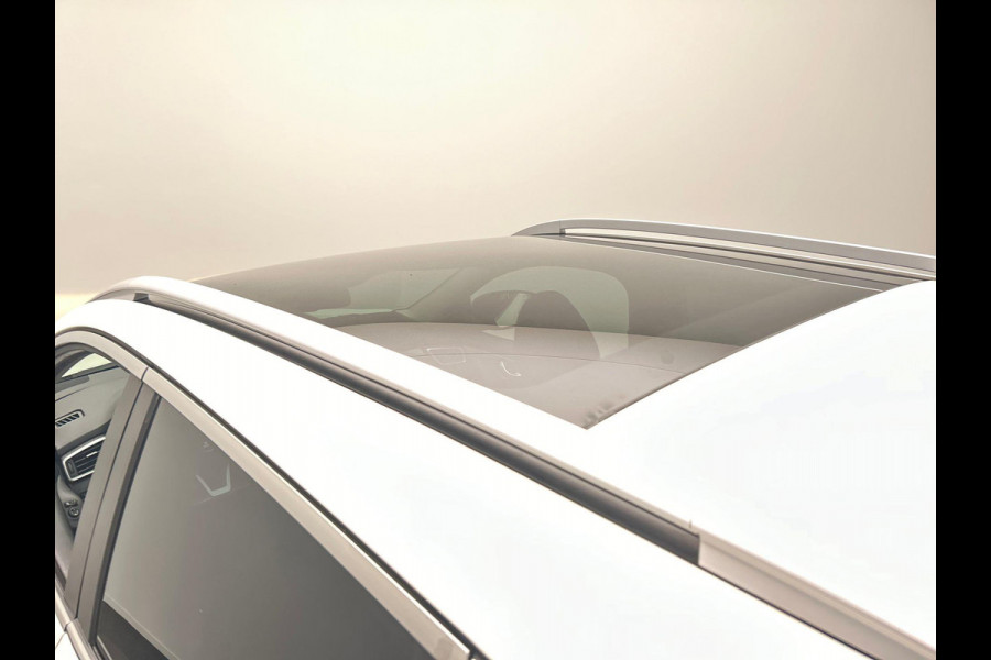 Nissan QASHQAI 1.2 N-Connecta Pano/dak Rondomzicht/Camera Origineel NL