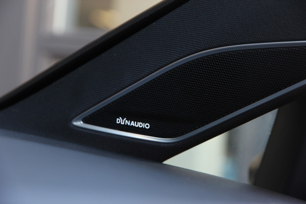 Volkswagen Golf 2.0 TSI 4Motion R | Pano | DCC | Dynaudio | BBS | Keyless