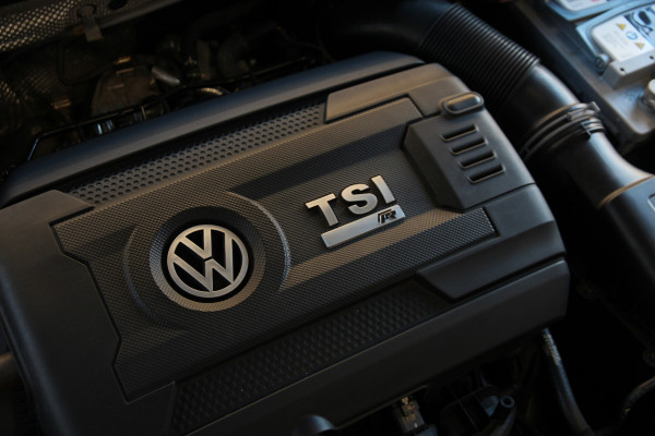 Volkswagen Golf 2.0 TSI 4Motion R | Pano | DCC | Dynaudio | BBS | Keyless