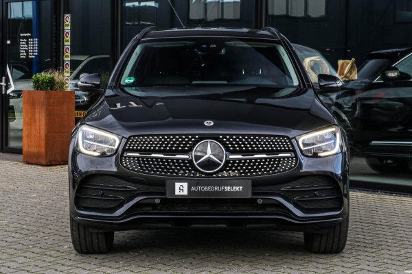 Mercedes-Benz GLC 300e 4MATIC AMG NIGHT - TREKHAAK - CARPLAY