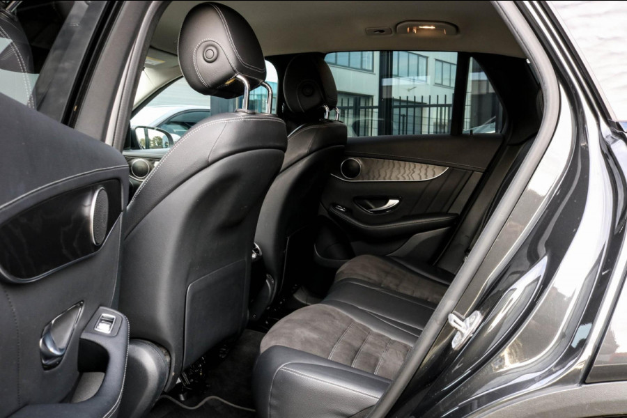 Mercedes-Benz GLC 300e 4MATIC AMG NIGHT - TREKHAAK - CARPLAY