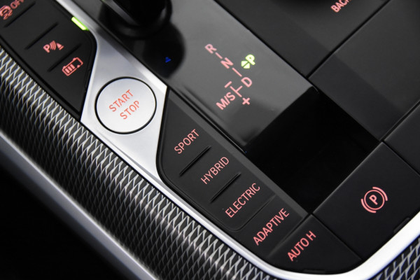 BMW 3 Serie Touring 330e xDrive M-Sport *1ste Eigenaar*Leer*Full Options*