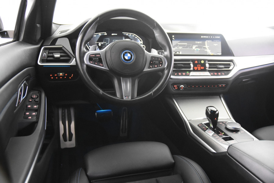 BMW 3 Serie Touring 330e xDrive M-Sport *1ste Eigenaar*Leer*Full Options*