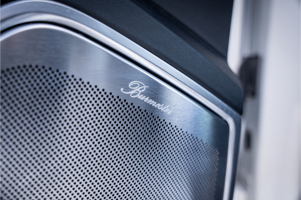 Porsche Cayenne 4.0 Turbo ** PCCB** Burmester ** Approved ** Panodak ** Trekhaak ** 18-weg Sportstoelen 4WS ** Adapt. Cruise ** Softclose ** NP 237K ** NL auto!!