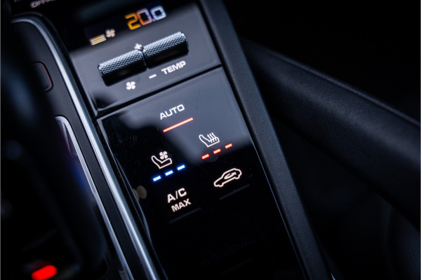 Porsche Cayenne 4.0 Turbo ** PCCB** Burmester ** Approved ** Panodak ** Trekhaak ** 18-weg Sportstoelen 4WS ** Adapt. Cruise ** Softclose ** NP 237K ** NL auto!!