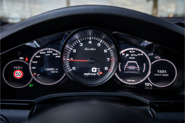 Porsche Cayenne 4.0 Turbo ** PCCB** Burmester ** Approved ** Panodak ** Trekhaak ** 18-weg Sportstoelen 4WS ** Adapt. Cruise ** Softclose ** NP 237K ** NL auto!!