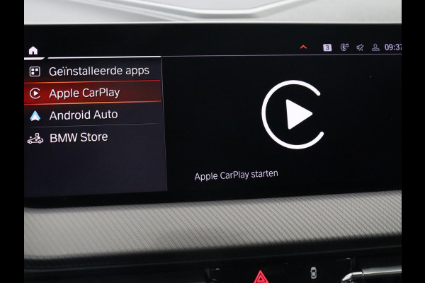 BMW 1-serie 118i High Executive | M Sport | Panoramadak | Head-Up | Leder | Harman/Kardon | Camera | Carplay | Stoelverwarming | Live Cockpit | Sfeerverlichting | Keyless | Navigatie | Sportstoelen | Full LED