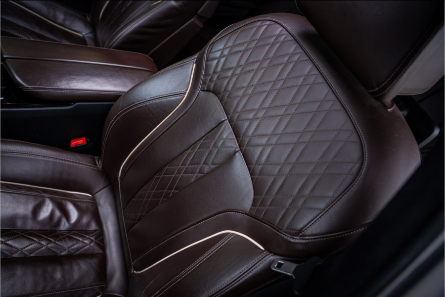 BMW 5 Serie M550i xDrive High Executive ** Entertainment ** Panodak **