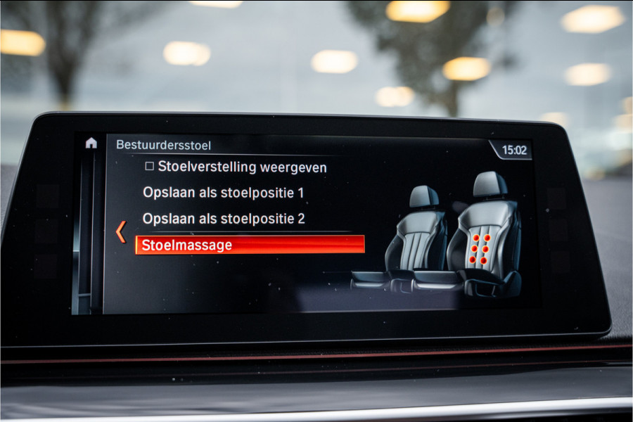 BMW 5 Serie M550i xDrive High Executive ** Entertainment ** Panodak **