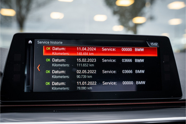 BMW 5 Serie M550i xDrive High Executive ** Entertainment ** Panodak **