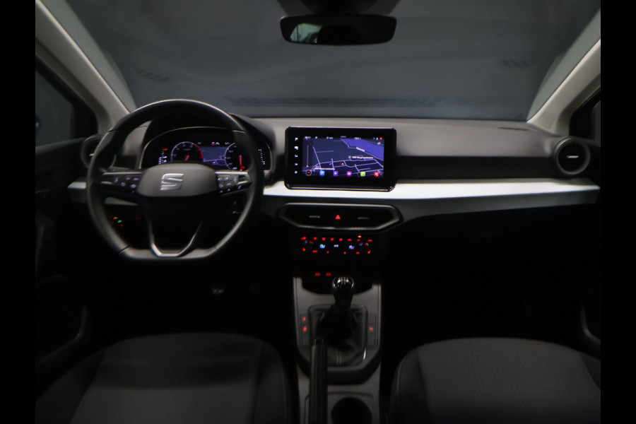 Seat Ibiza 1.0 EcoTSI Style Business Intense [APPLE CARPLAY, PDC V+A, CRUISE CONTROL, STOELVERWARMING, AUTOMATISCHE AIRCO, NAVIGATIE, NIEUWSTAAT]