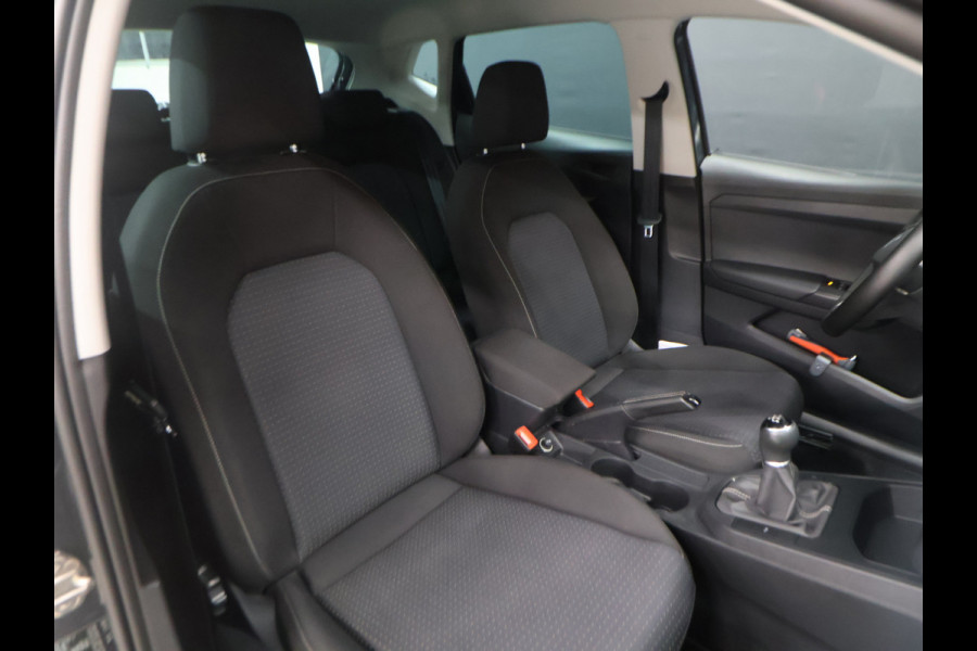 Seat Ibiza 1.0 EcoTSI Style Business Intense [APPLE CARPLAY, PDC V+A, CRUISE CONTROL, STOELVERWARMING, AUTOMATISCHE AIRCO, NAVIGATIE, NIEUWSTAAT]