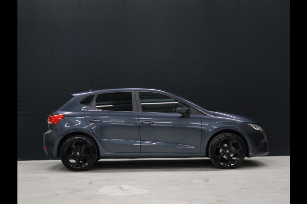 Seat Ibiza 1.0 EcoTSI Style Business Intense [APPLE CARPLAY, PDC V+A, CRUISE CONTROL, STOELVERWARMING, AUTOMATISCHE AIRCO, NAVIGATIE, NIEUWSTAAT]