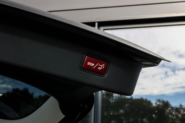 Mercedes-Benz C-Klasse Estate 300 e - PANO - SFEER - 360 CAM - 1e EIGENAAR - C300E